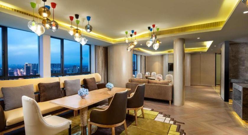 Ramada Plaza By Wyndham Changsha Xingsha Exterior photo
